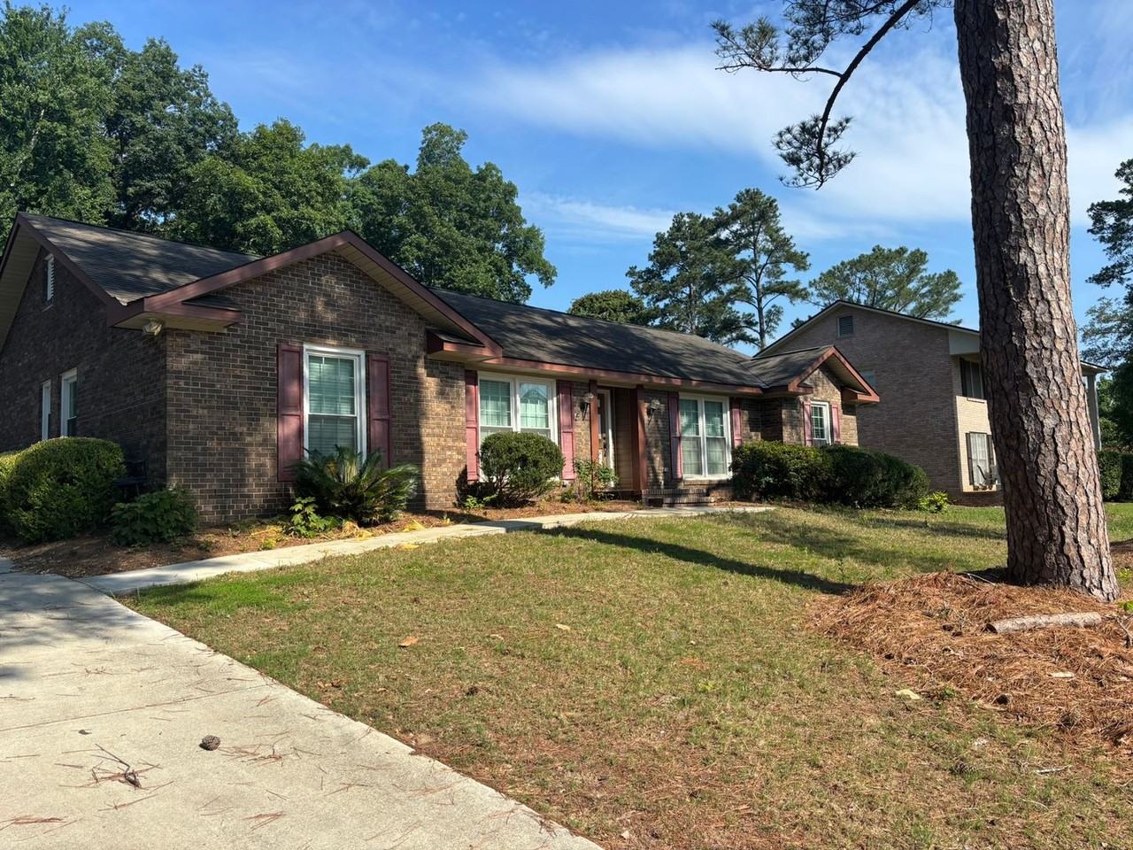 6129 Charing Dr - Photo 2 of 25