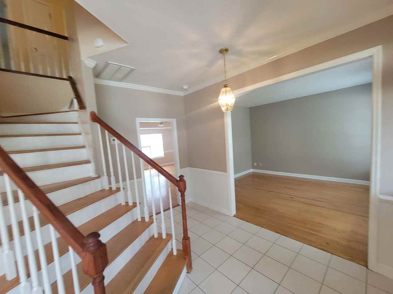 1063 Waltons Pass - Photo 5 of 38