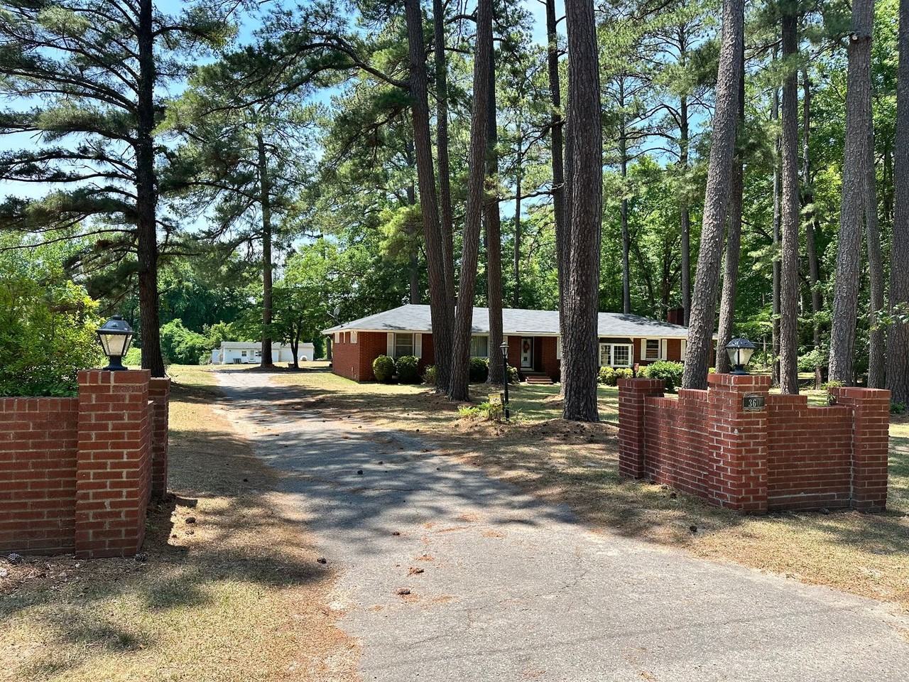 360 Melton Rd - Photo 2 of 27