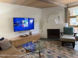 featured image of 600 E Main St #406