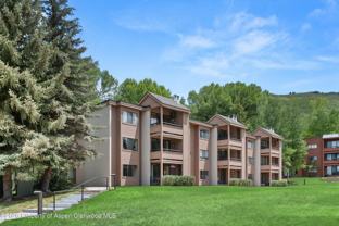 412 Vine St - Photo 1 of 1