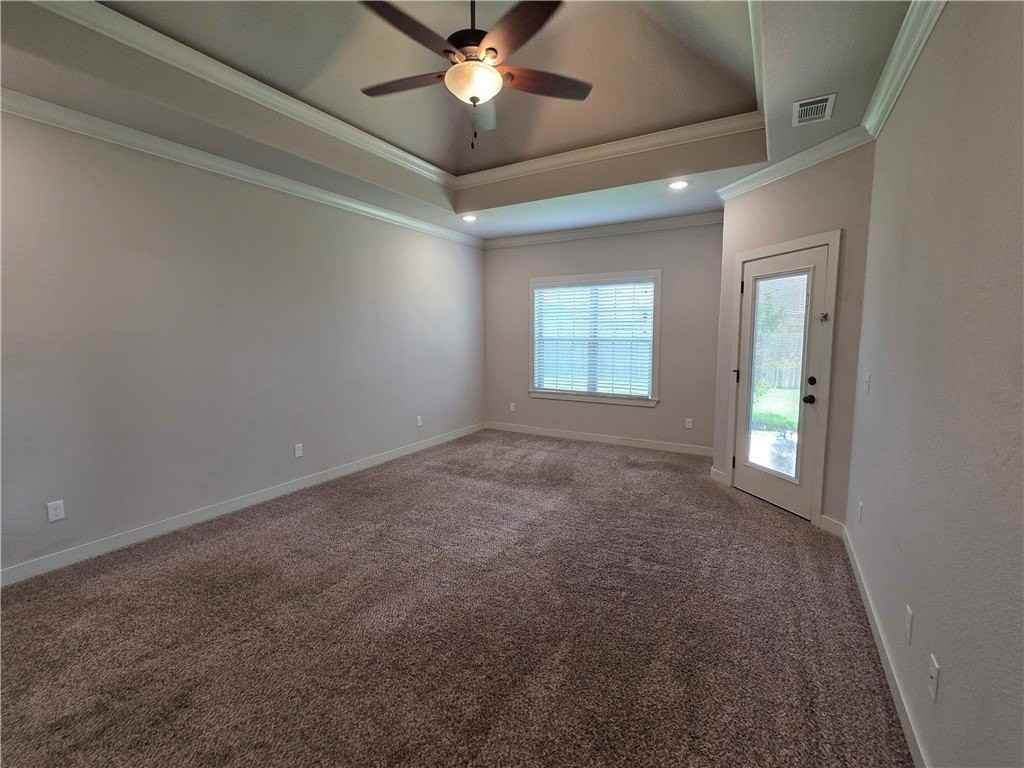 2905 Sw Satinwood Cv - Photo 5 of 26