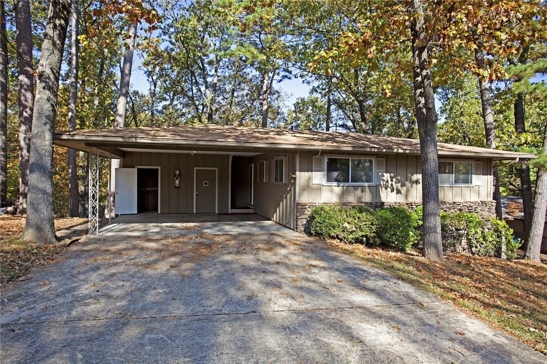 33 Sheneman Dr