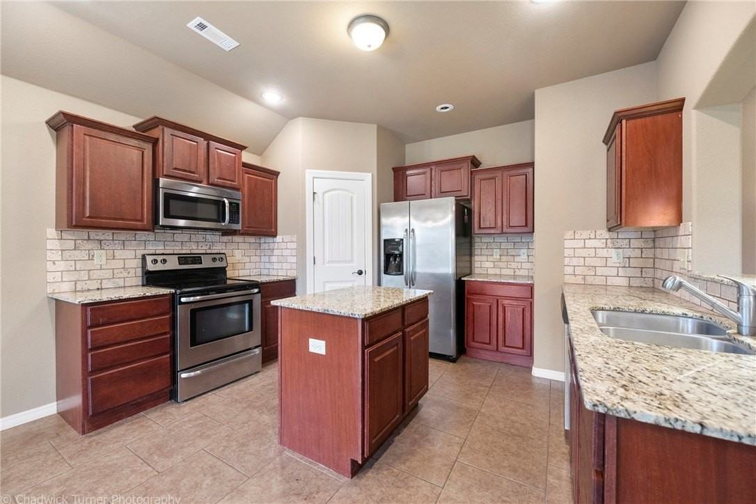 6305 S 44th Pl - Photo 7 of 24