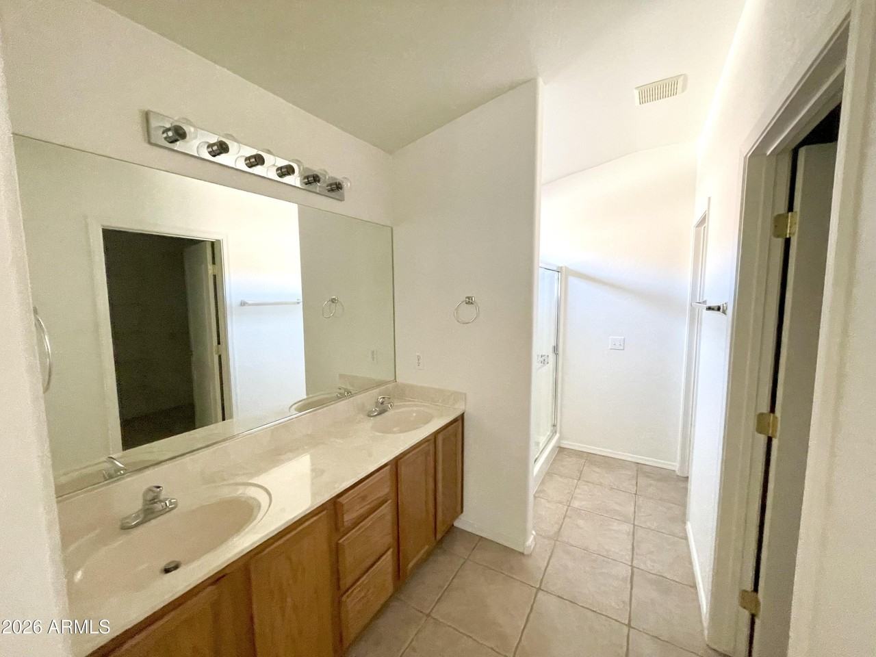 4981 E Catalina Ct - Photo 7 of 13