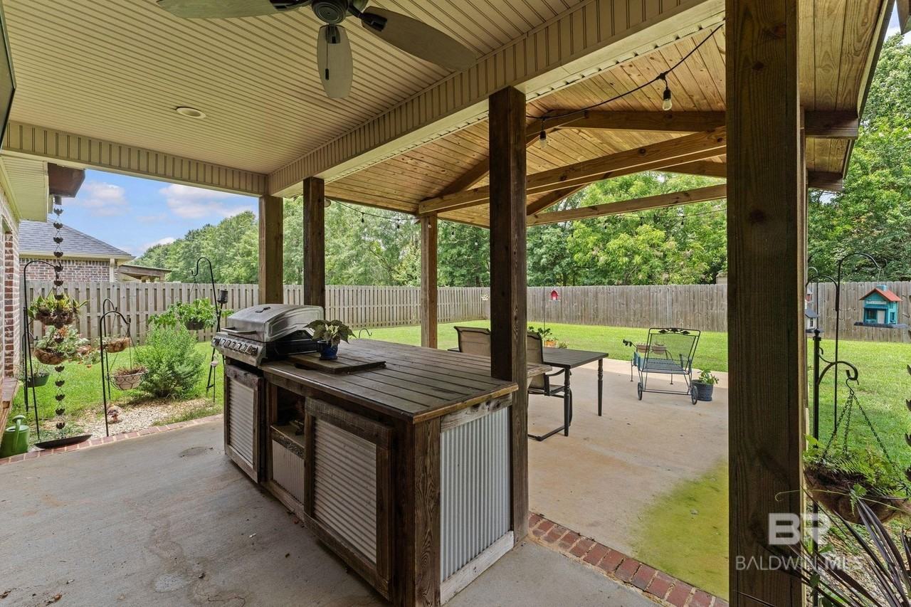 25911 Tealwood Dr - Photo 3 of 50