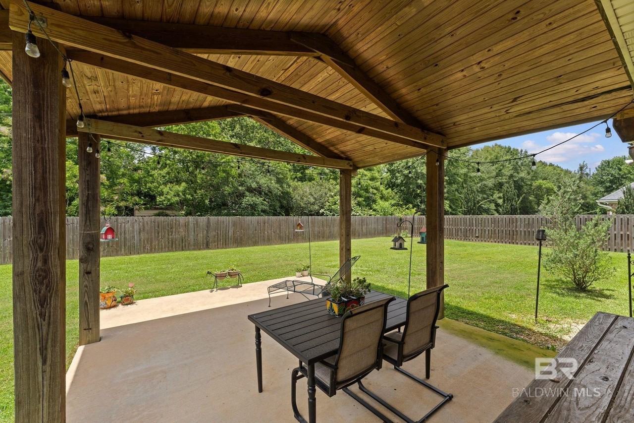 25911 Tealwood Dr - Photo 4 of 50