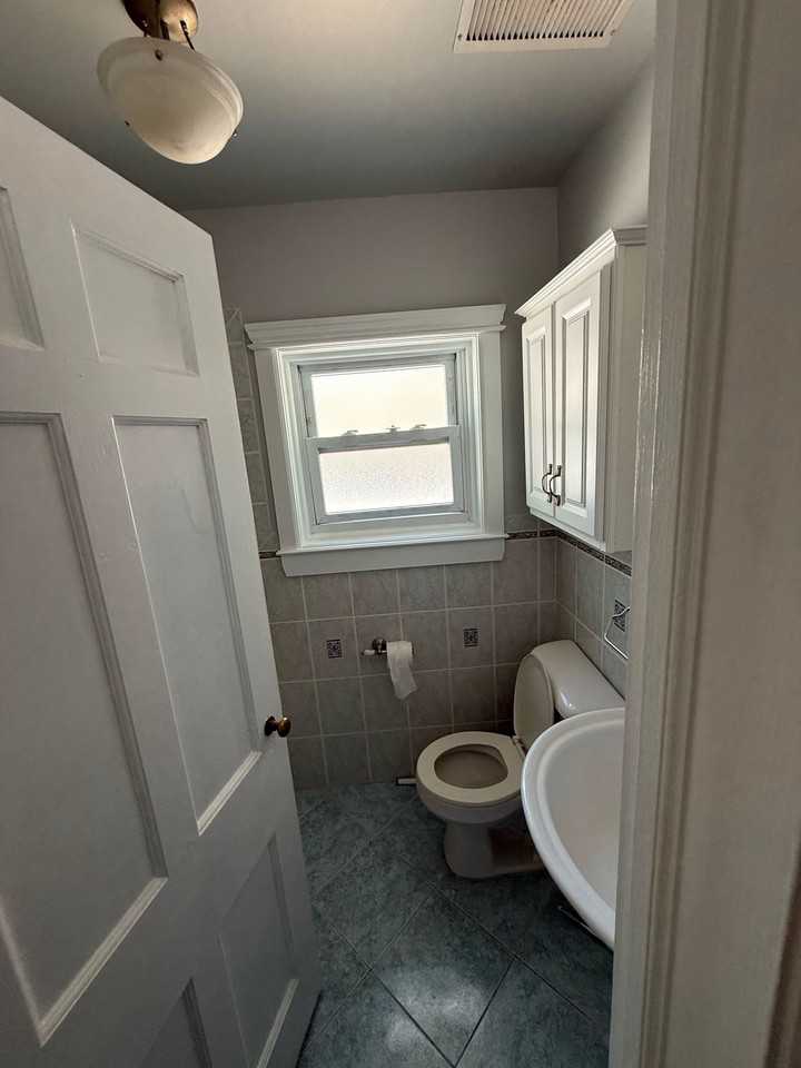 280 Main Street - Photo 6 of 8