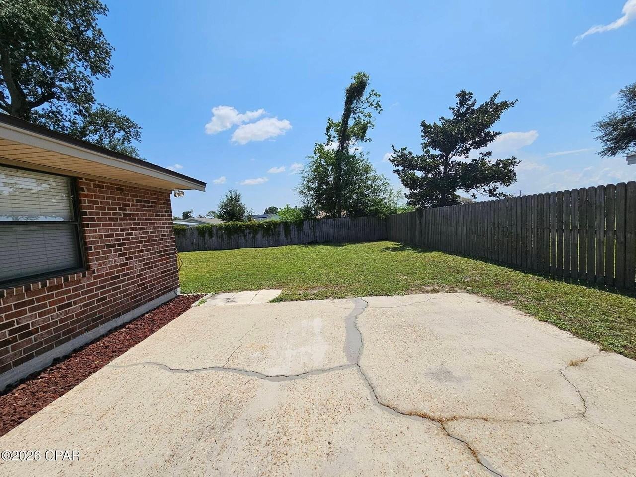 221 Viola Ave - Photo 4 of 20