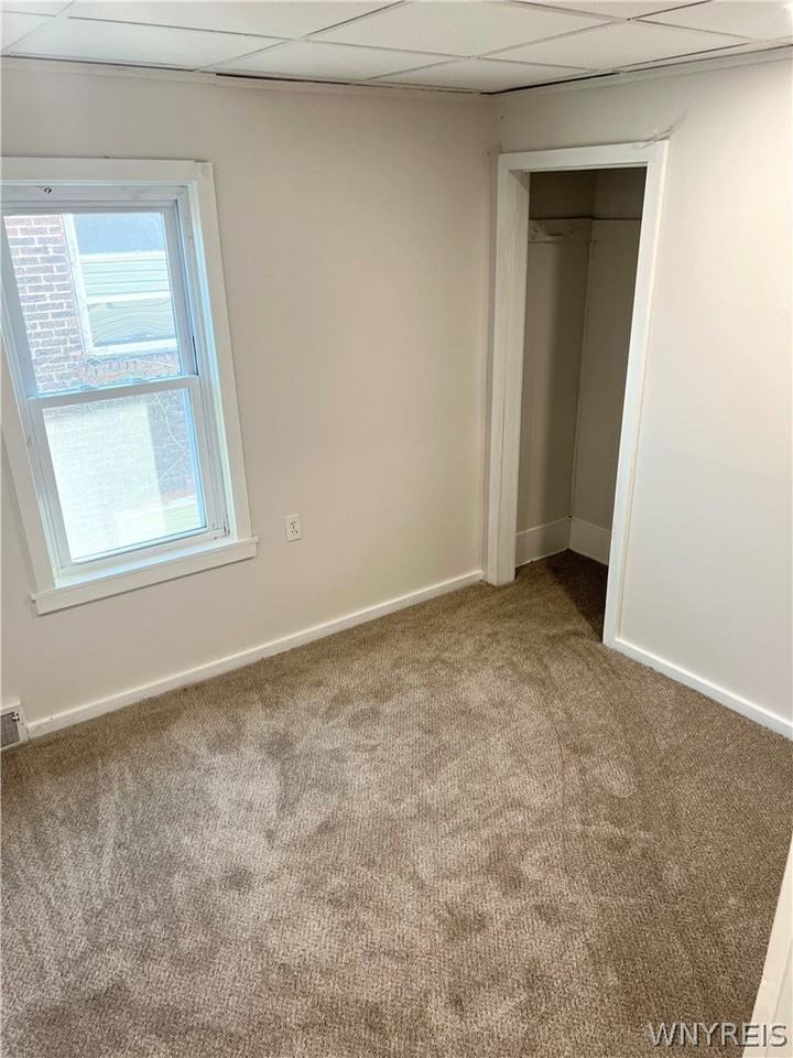642 Ashland Ave - Photo 3 of 6