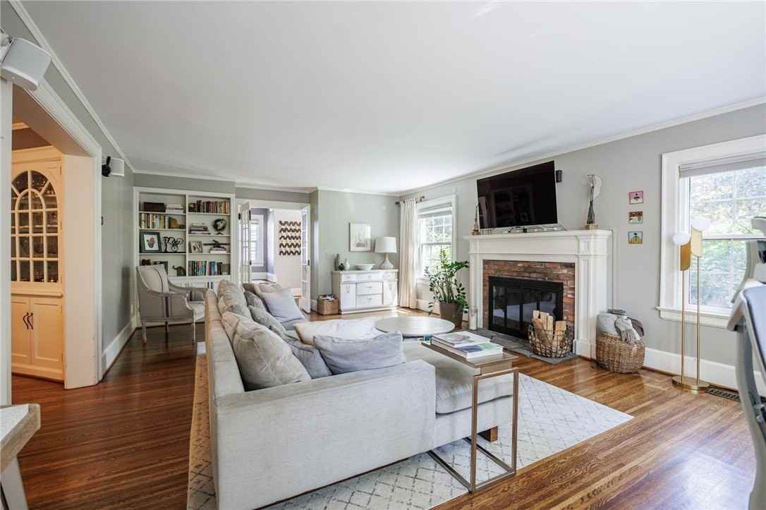 268 Castlebar Rd - Photo 7 of 39