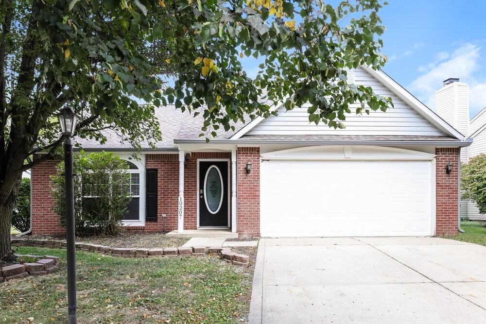 10207 Carmine Dr