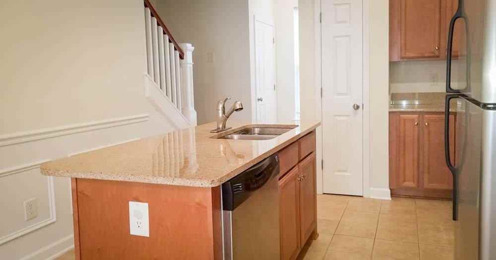 926 Price Ln #F - Photo 6 of 14