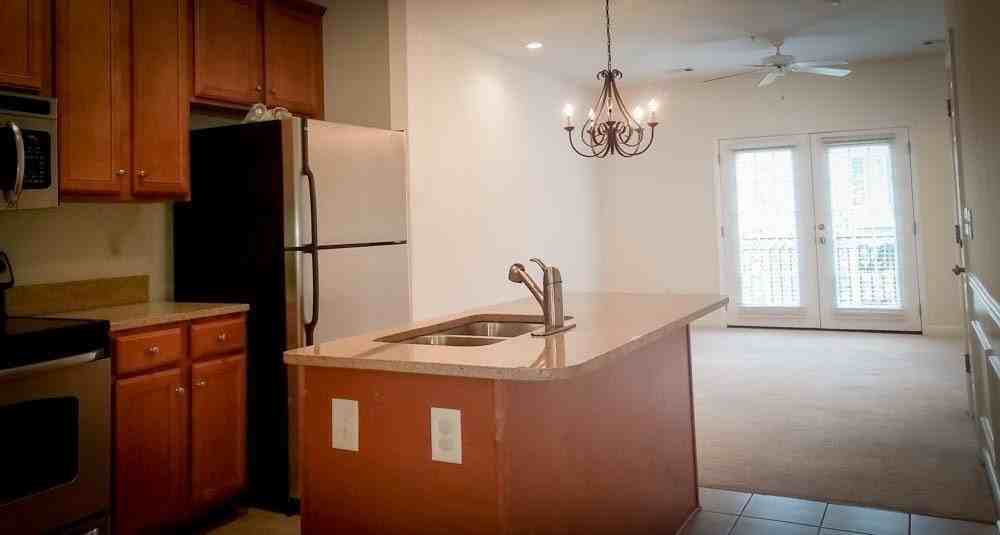 926 Price Ln #F - Photo 7 of 14