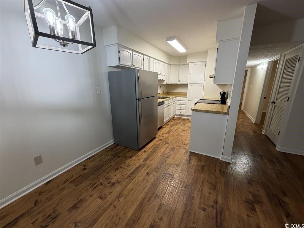 404 75th Ave N #C - Photo 4 of 15