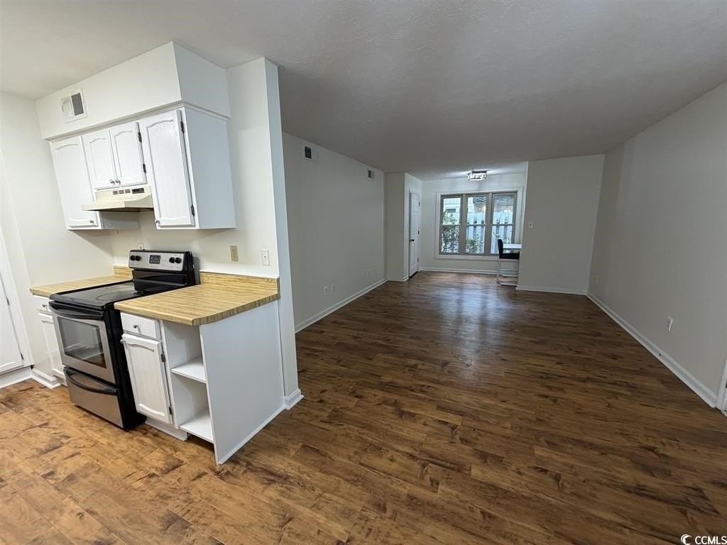404 75th Ave N #C - Photo 5 of 15