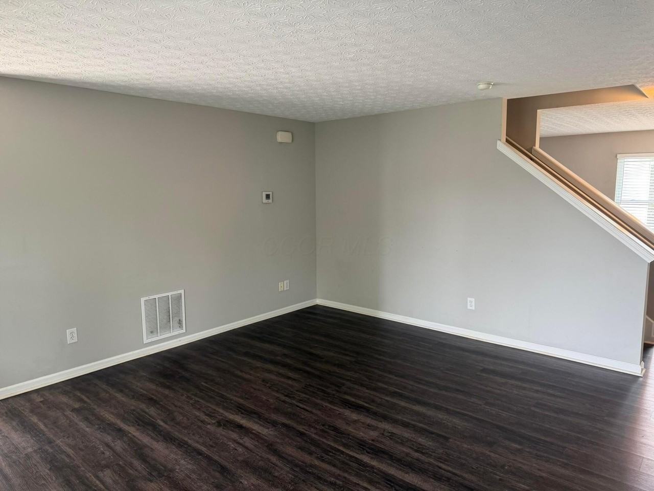 9335 Polaris Green Dr - Photo 7 of 23