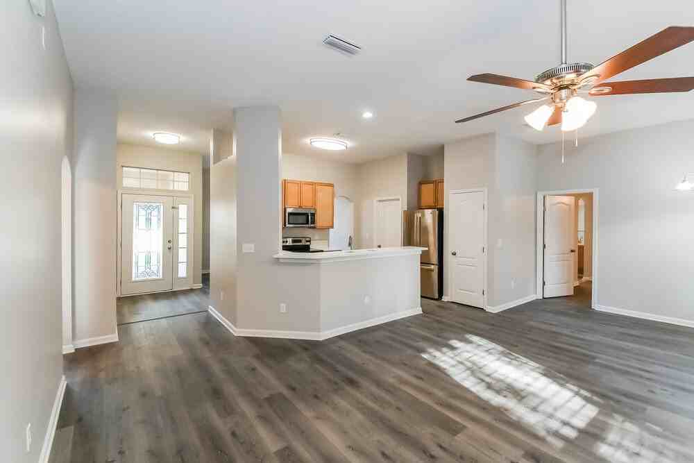 9202 Redtail Dr - Photo 6 of 15