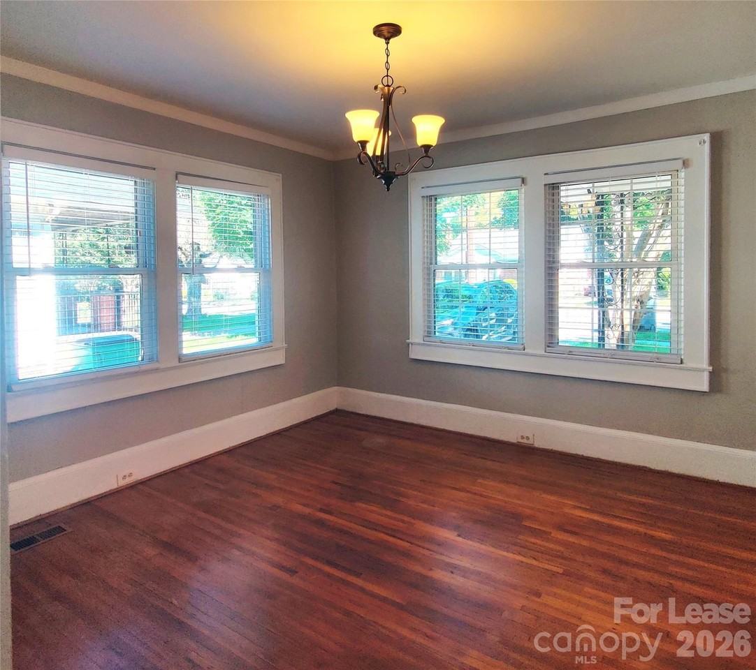 1225 Camp Greene St - Photo 6 of 21