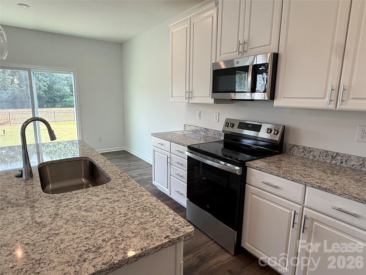 404 Silver Birch Court - Photo 5 of 21