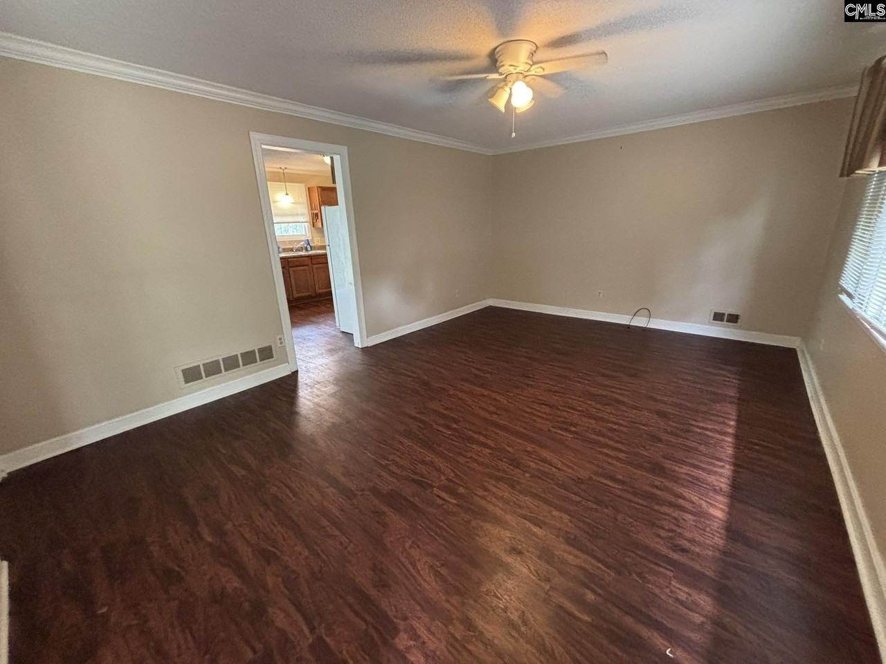 7247 Holloway Rd - Photo 4 of 10