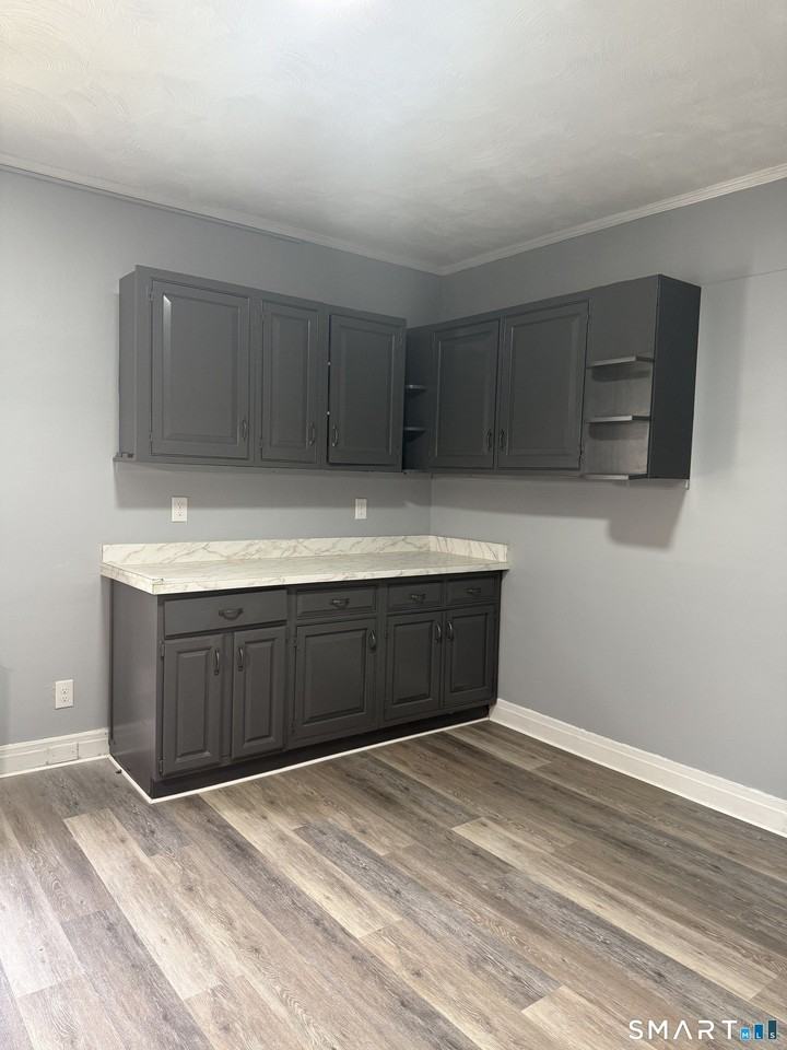 44 Gilbert St - Photo 5 of 16
