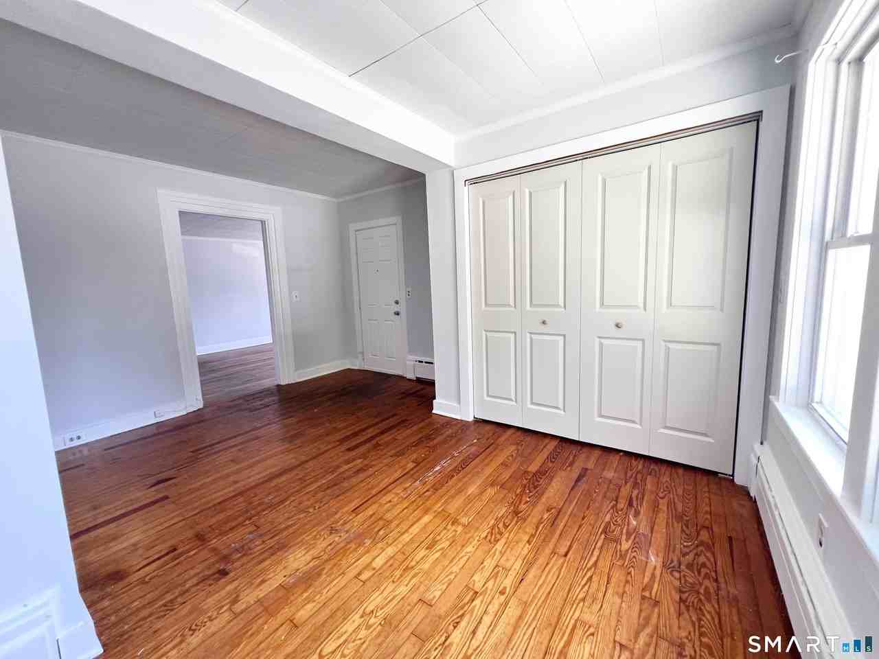 252 Main St - Photo 3 of 17