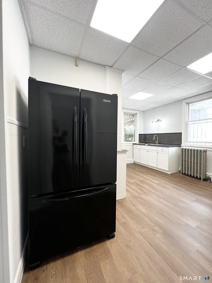 252 Main St - Photo 5 of 17