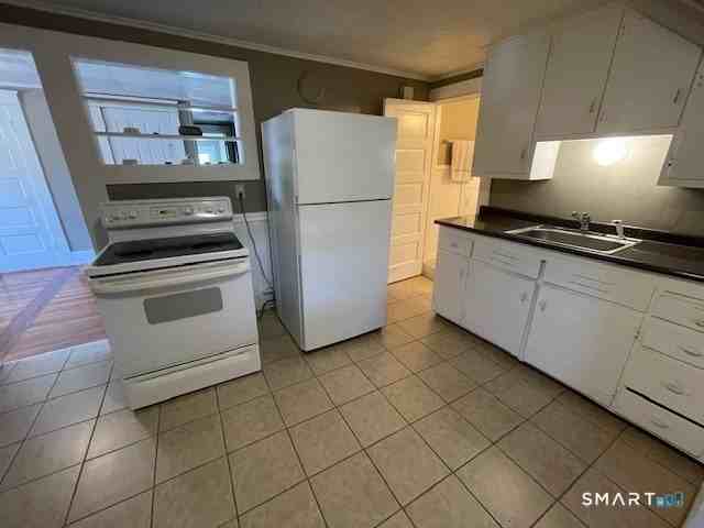 132 Gridley St #3 - Photo 5 of 9