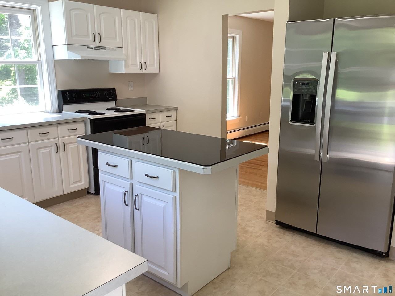 668 Huckleberry Hill Rd - Photo 6 of 20