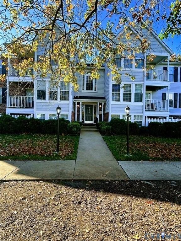 9396 Wind Haven Ct #201