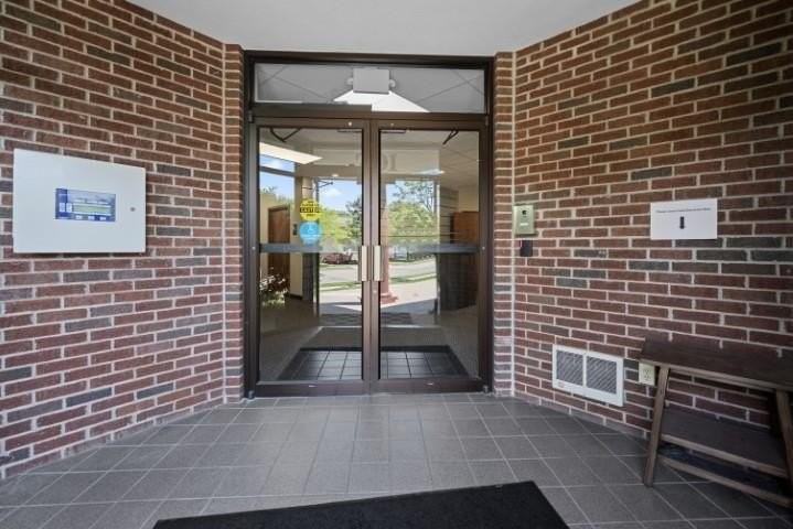 201 Frontenac Ave - Photo 6 of 50