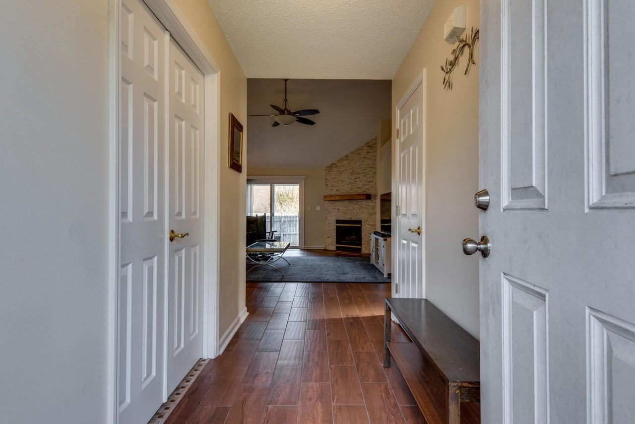 128 Menzel St - Photo 3 of 28