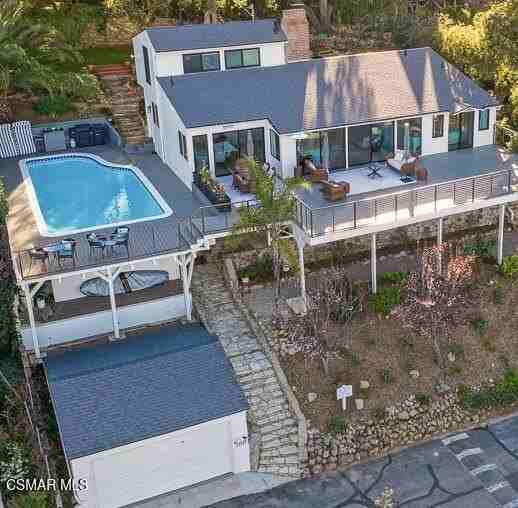 160 Lower Lake Rd - Photo 2 of 28