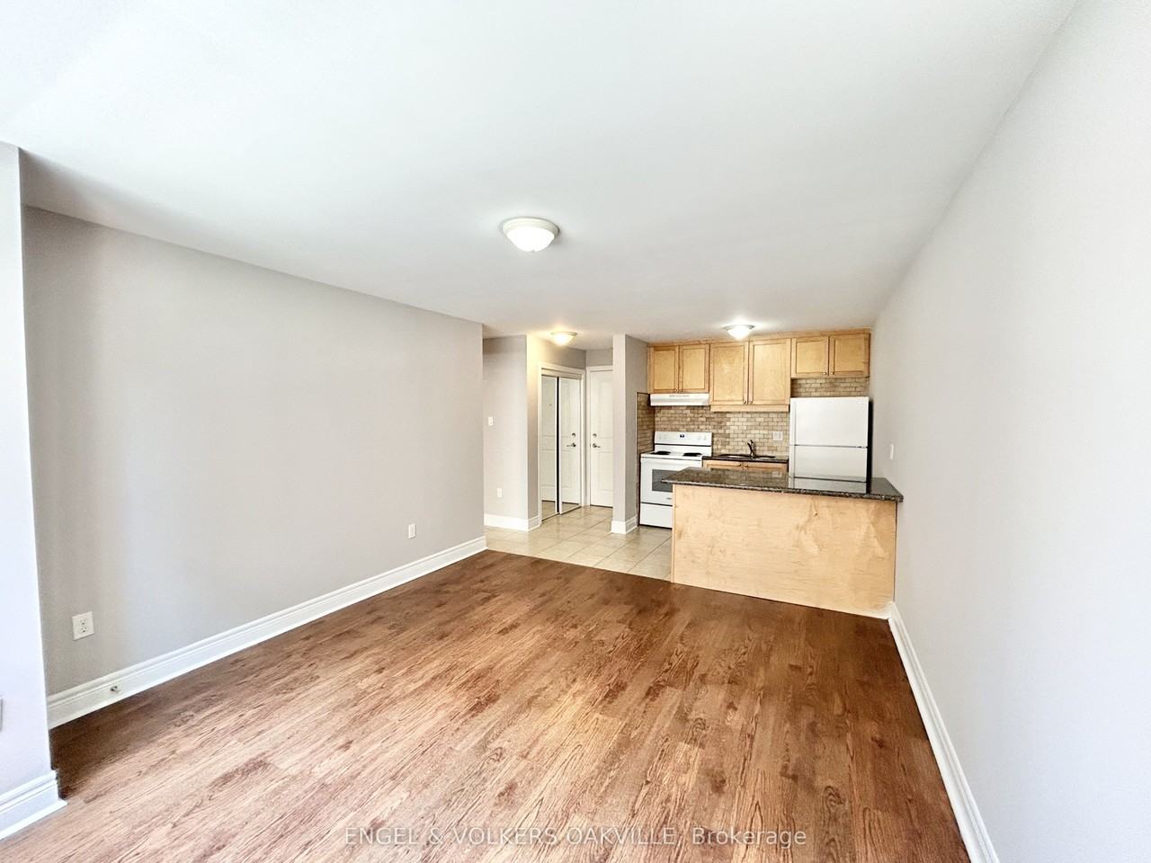 100 Twenty Fifth Street 14 - Photo 4 of 6
