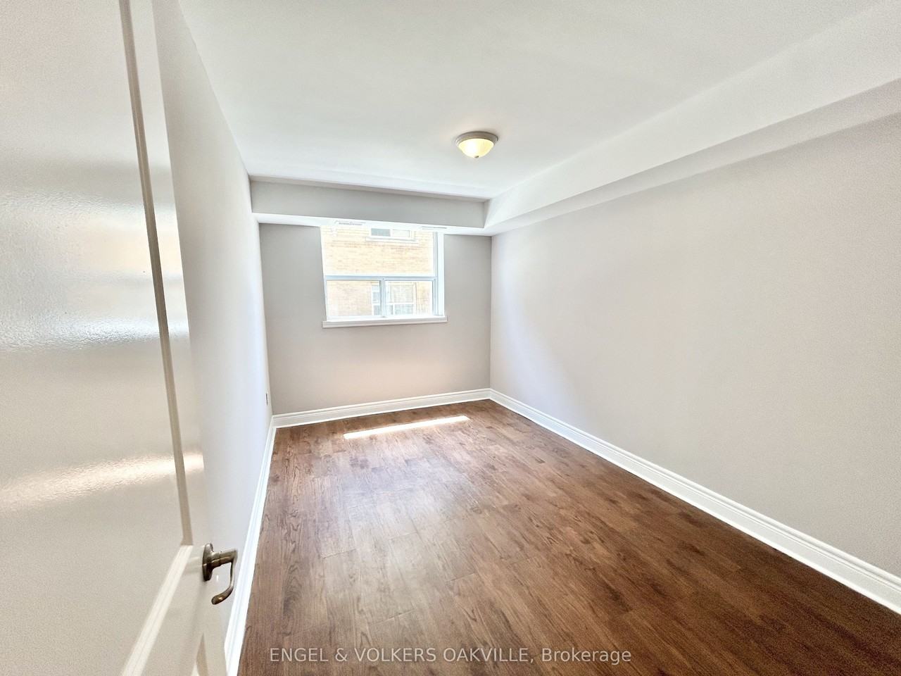 100 Twenty Fifth Street 14 - Photo 5 of 6