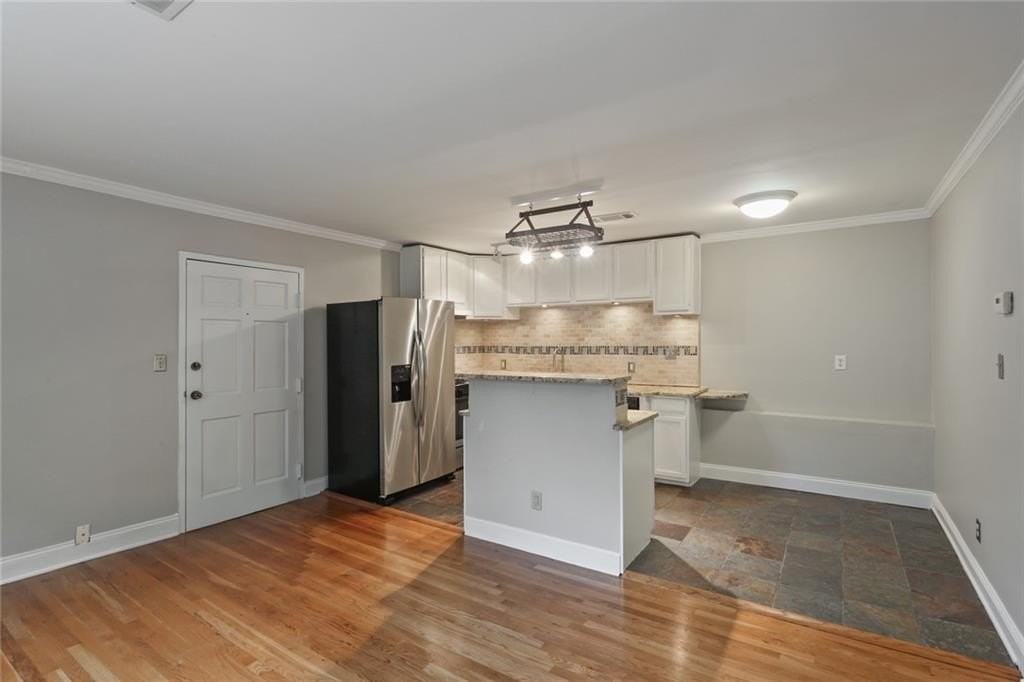 880 Glendale Ter Ne #5 - Photo 5 of 19
