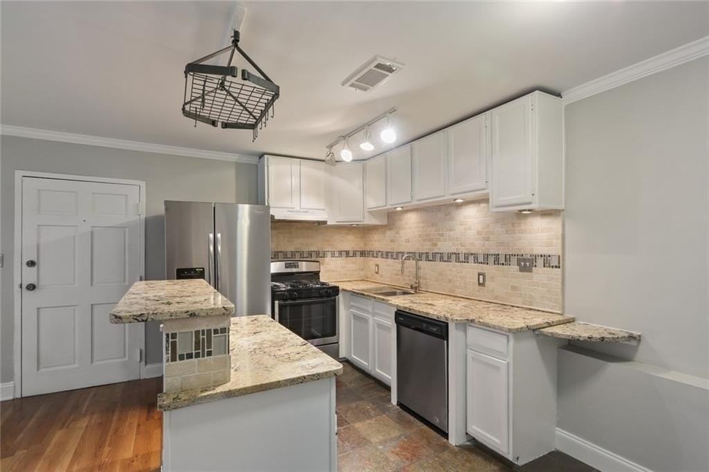 880 Glendale Ter Ne #5 - Photo 6 of 19