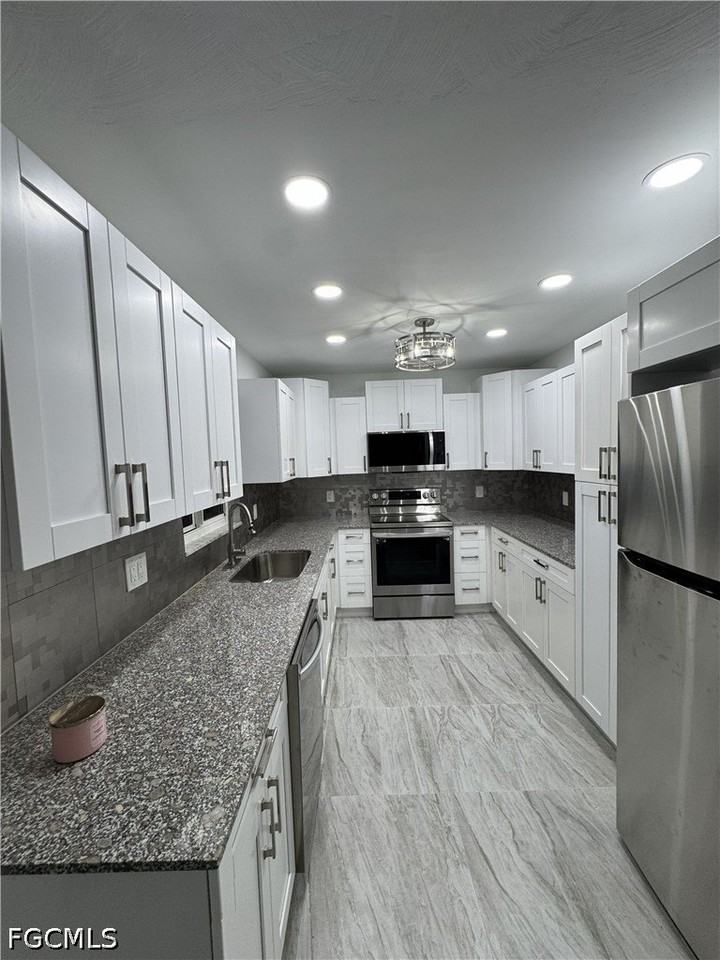 1201 Betmar Blvd - Photo 2 of 13