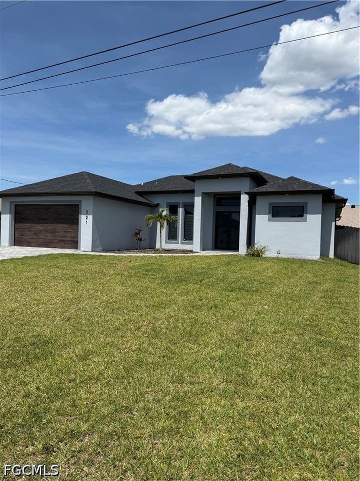 221 Sw 25th Ave - Photo 2 of 49
