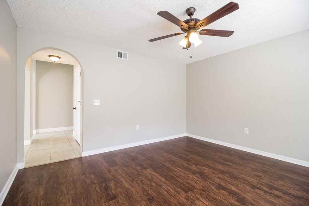 598 Wekiva Bluff St - Photo 2 of 15