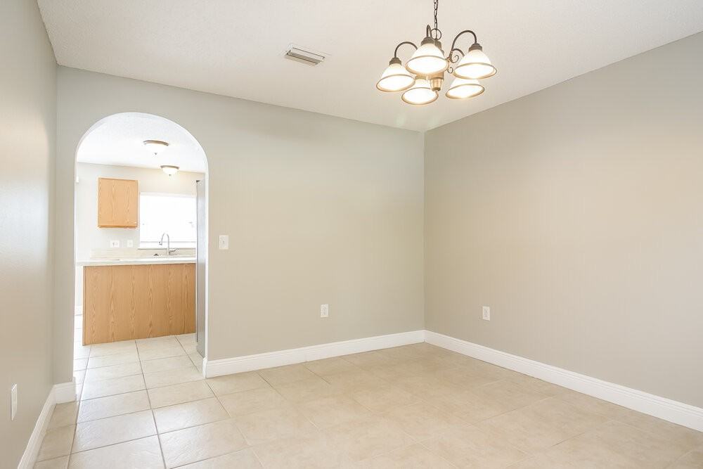 598 Wekiva Bluff St - Photo 3 of 15