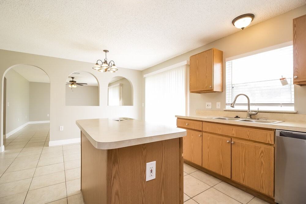 598 Wekiva Bluff St - Photo 6 of 15