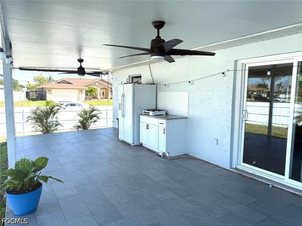 1203 Sw 34th Ter - Photo 2 of 26