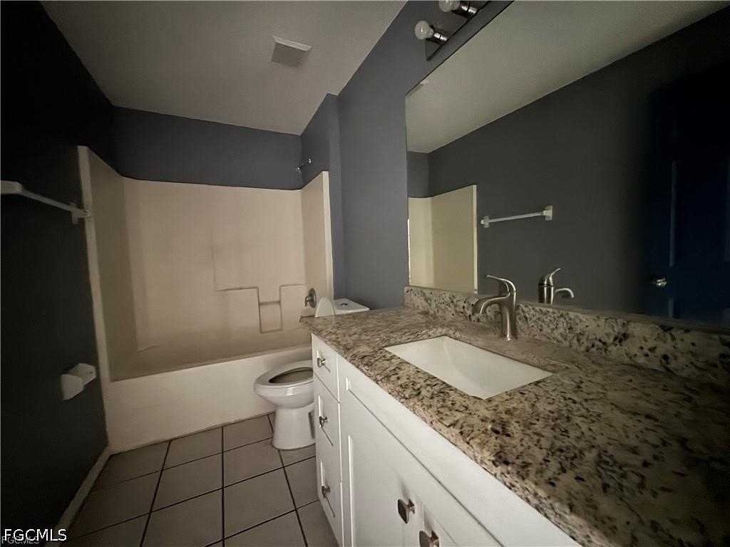 851 Eisenhower Blvd - Photo 5 of 8