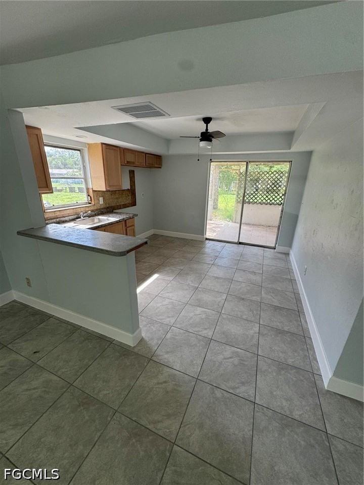 2027 Eloise Cir - Photo 2 of 8