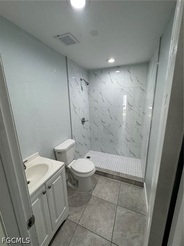 2027 Eloise Cir - Photo 4 of 8