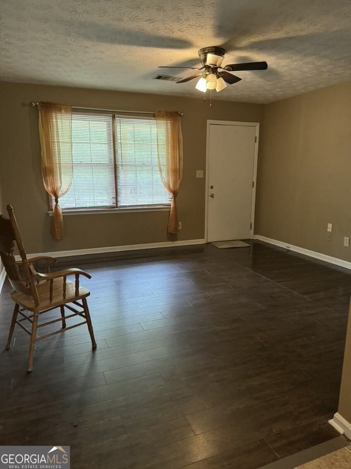 100 Fleeta Dr - Photo 3 of 13