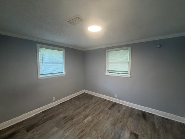 10375 Freeland Ave - Photo 5 of 10