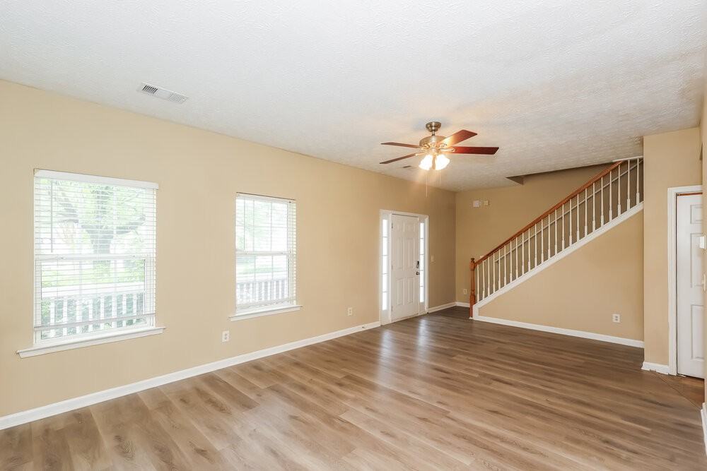 252 Prescott Ct - Photo 6 of 18